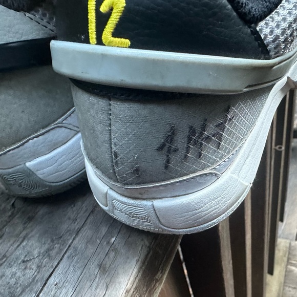 NIKE Ja Morant White and Gray Sneakers with Orange Accent Men’s Size 7.5 - Picture 8 of 13